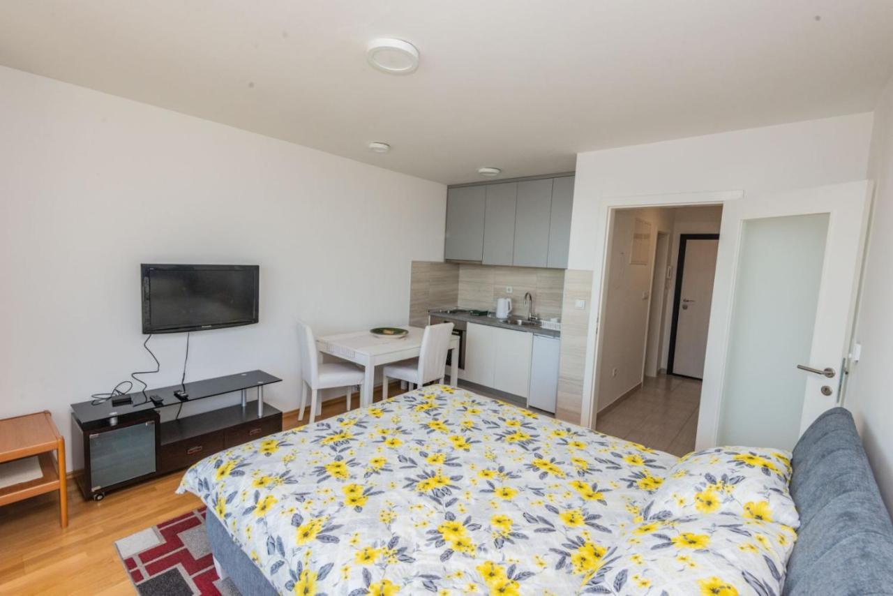 Hafsa Apartments Sarajevo City View Bagian luar foto