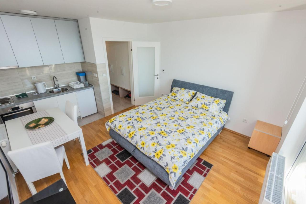 Hafsa Apartments Sarajevo City View Bagian luar foto